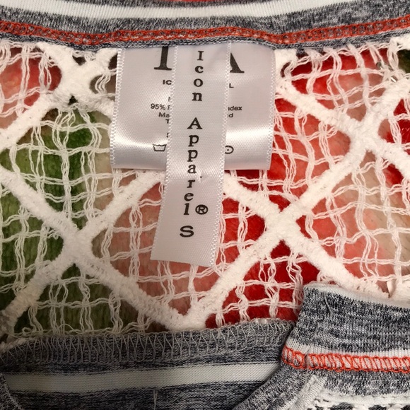 Striped blouse - Picture 2 of 2